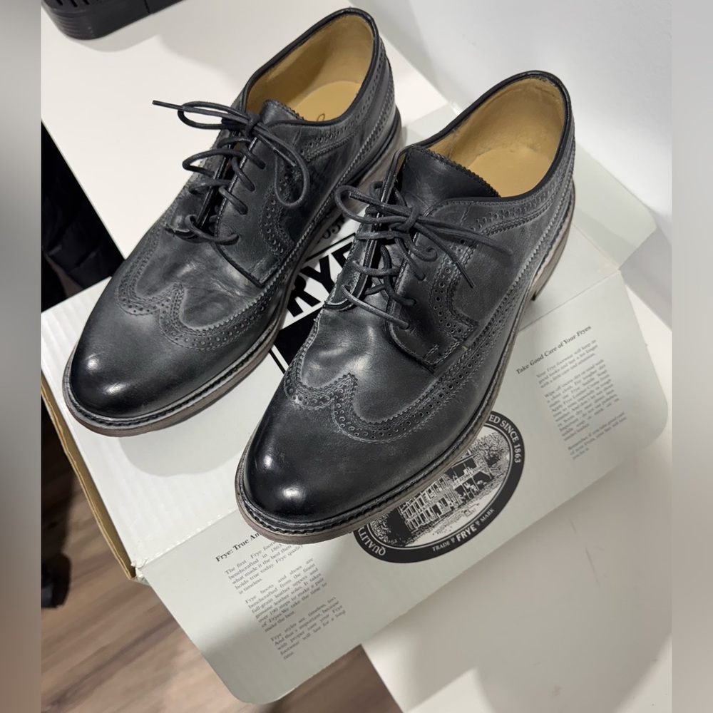 Frye Black Leather Oxford Shoes